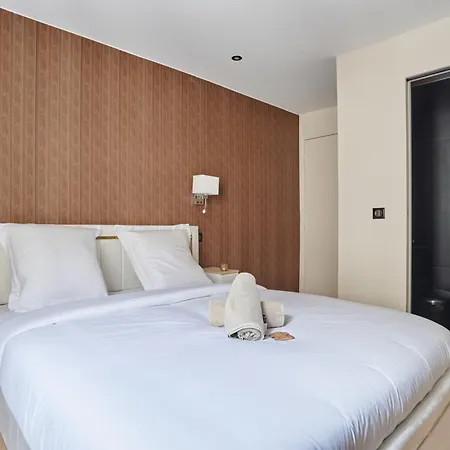 Du Faubourg Apartman