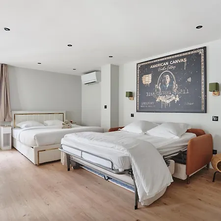 Du Faubourg Apartman