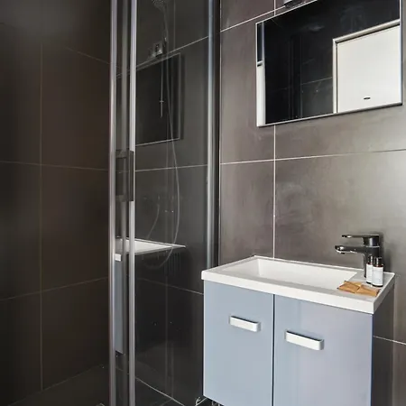 Du Faubourg Apartman Párizs